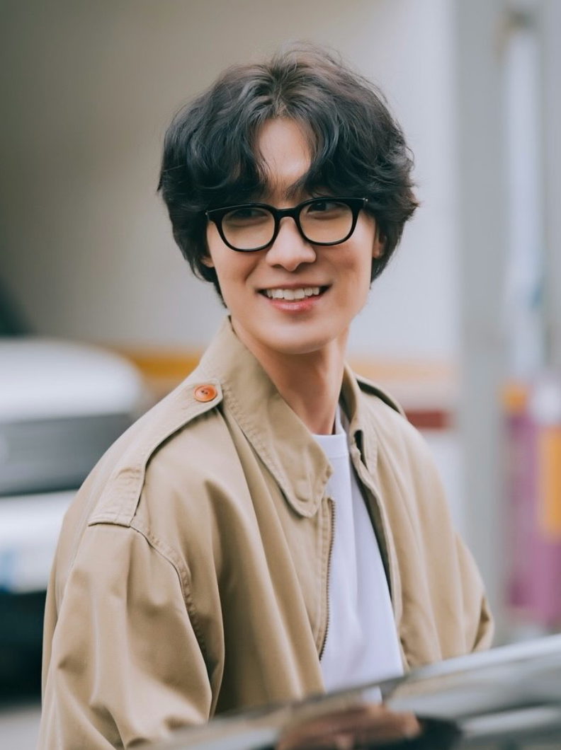 러브 미, 장률 나이 키 프로필 정보 알아보기 드라마 영화 서현진