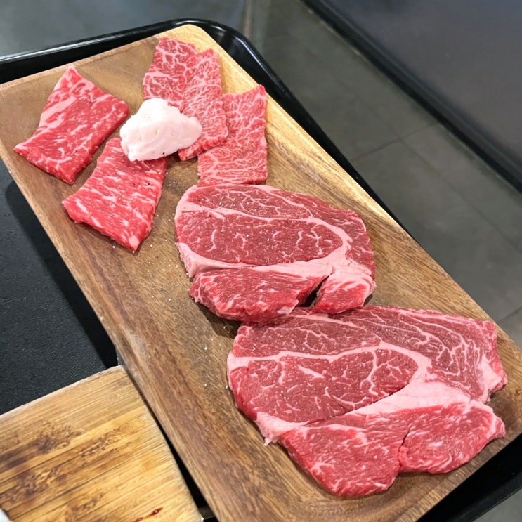  송도 룸식당 맛집 260도 구워주는 소고기 와규