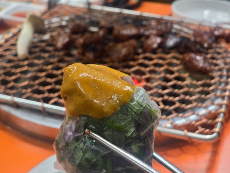  홍대고기맛집 명훈이네 숯불돼지갈비｜양념갈비 + 월남쌈 + 식사까지 가성비 끝판