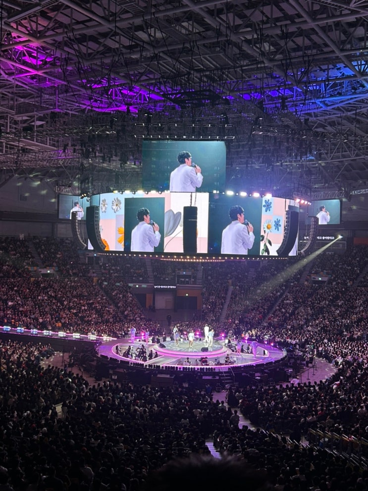  2025 성시경 연말콘서트 후기 게스트 KSPO 2층 39구역 13열 시야