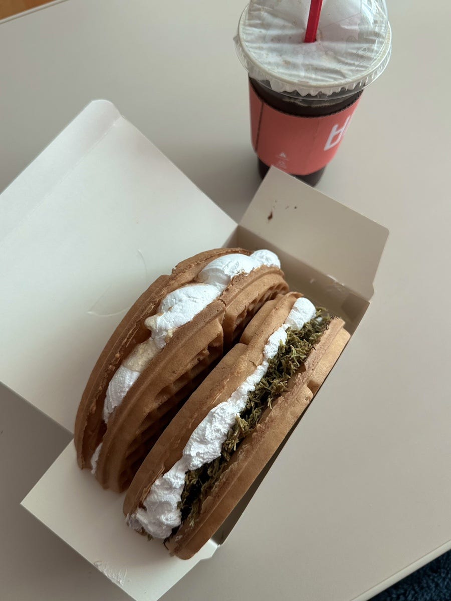배달의카페 옥계점 사진 5