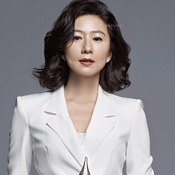 여자펌종류 그레이스펌 김희애머리 부드러운 중단발 C컬펌