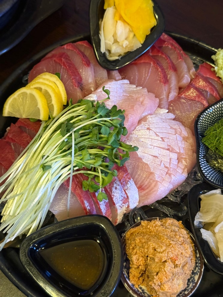 회사 지박령의 맛있던 11월