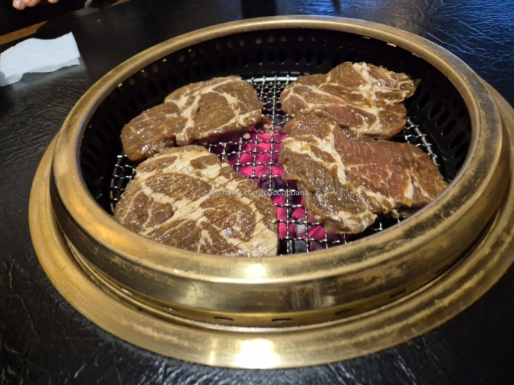  서현궁 분당 먹자골목 소고기 돼지고기 양념갈비 구워주는 고깃집 가족모임 예약후기 브레이크타임 없는 가게