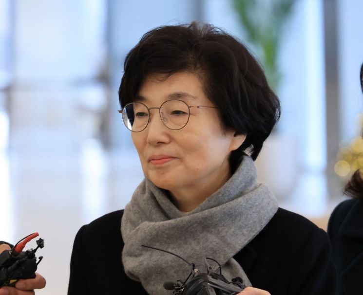 김기현 의원 배우자 특검 재출석... '김건희 클러치백 선물'
