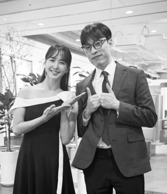 ️ 이지애의 가슴 아픈 고백, 故 김영대 평론가의 비보에 무너져 내린 크리스마스