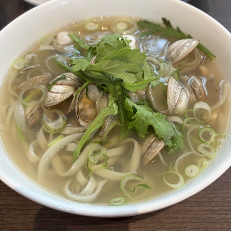  서현맛집 / 유기농 밀가루 와 쑥 으로 만든 자가제면 칼국수 맛집 [ 봉면옥 ]