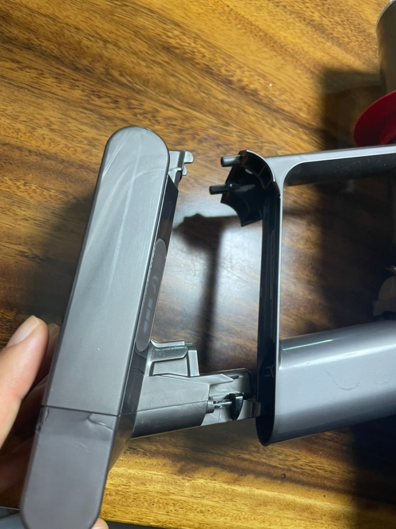 dyson V10 셀프 수리 ▏다이슨 V10 배터리 교체 방법 후기