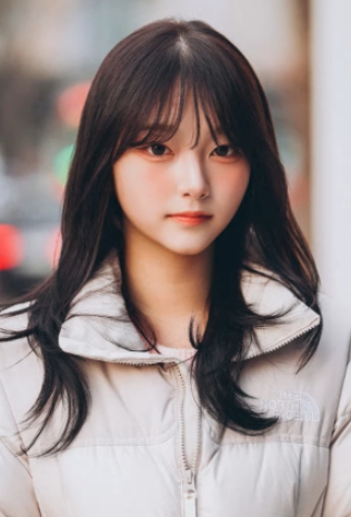   "아빠 어디가" 그 꼬마 맞아?! 정웅인 딸 정소윤, 배우 뺨치는 완성형 미모에 소신 발언