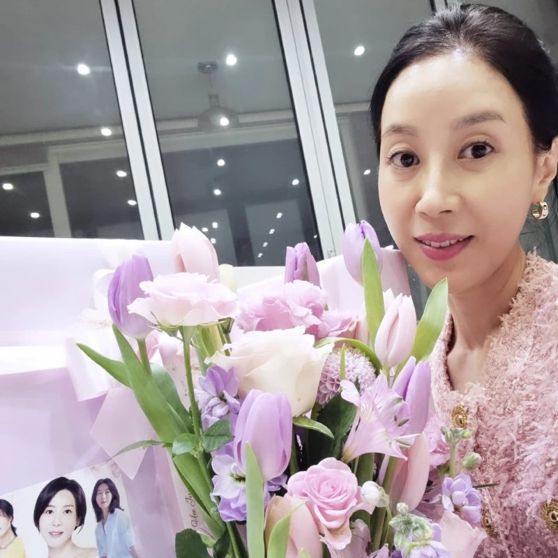 배우 김희정 프로필 나이 키 고향 학력 결혼 조강지처 클럽의 모지란에서 화려한 날들의 김....
