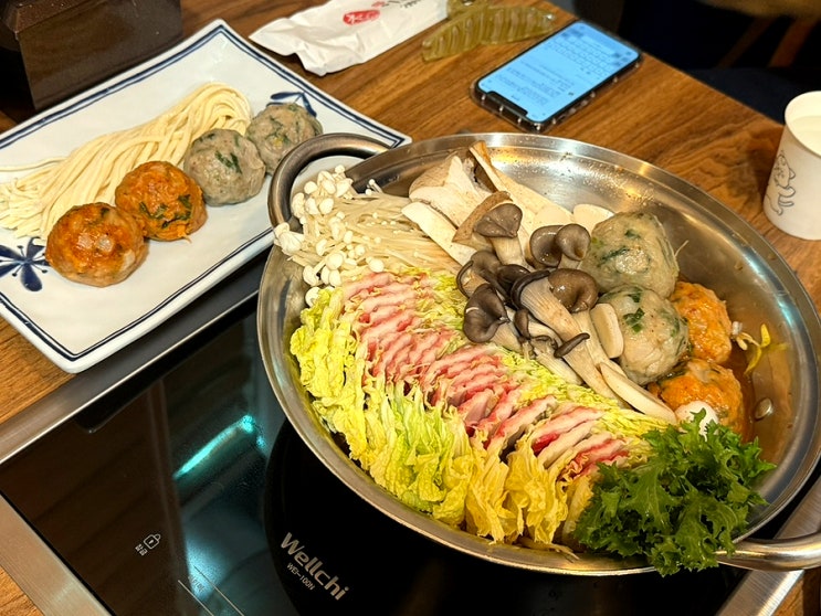  만두전골 하나로 줄 세우는 이유｜웨이팅 각오해야 하는 천안 이고집만두
