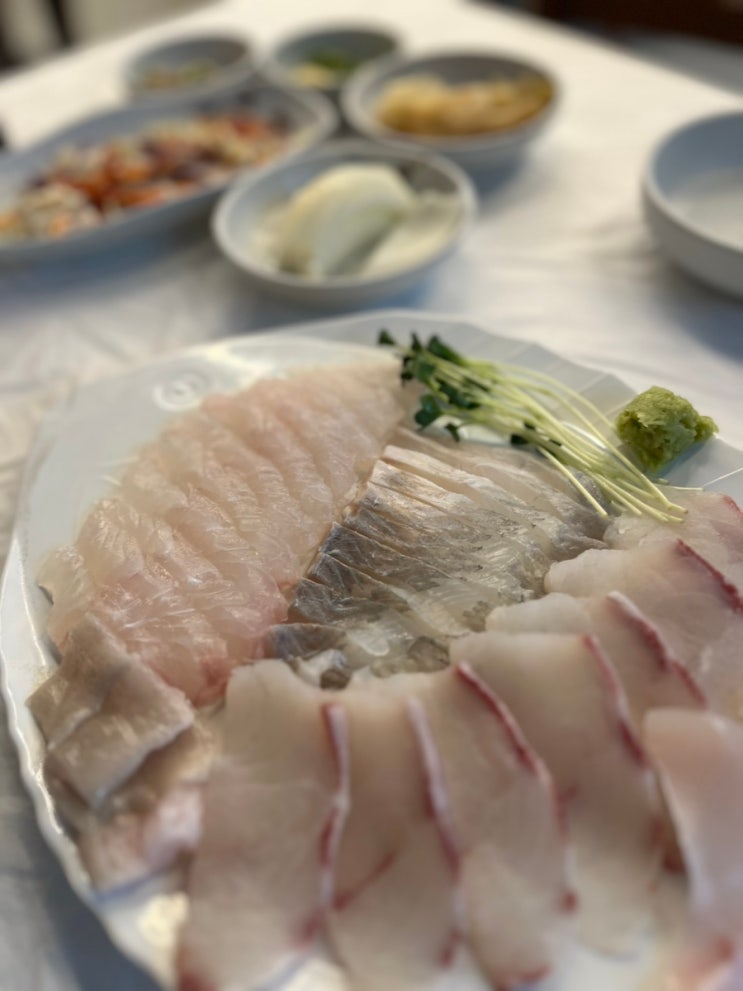  관평동 횟집 신상 오픈! 가성비 모둠회 소 사이즈 후기