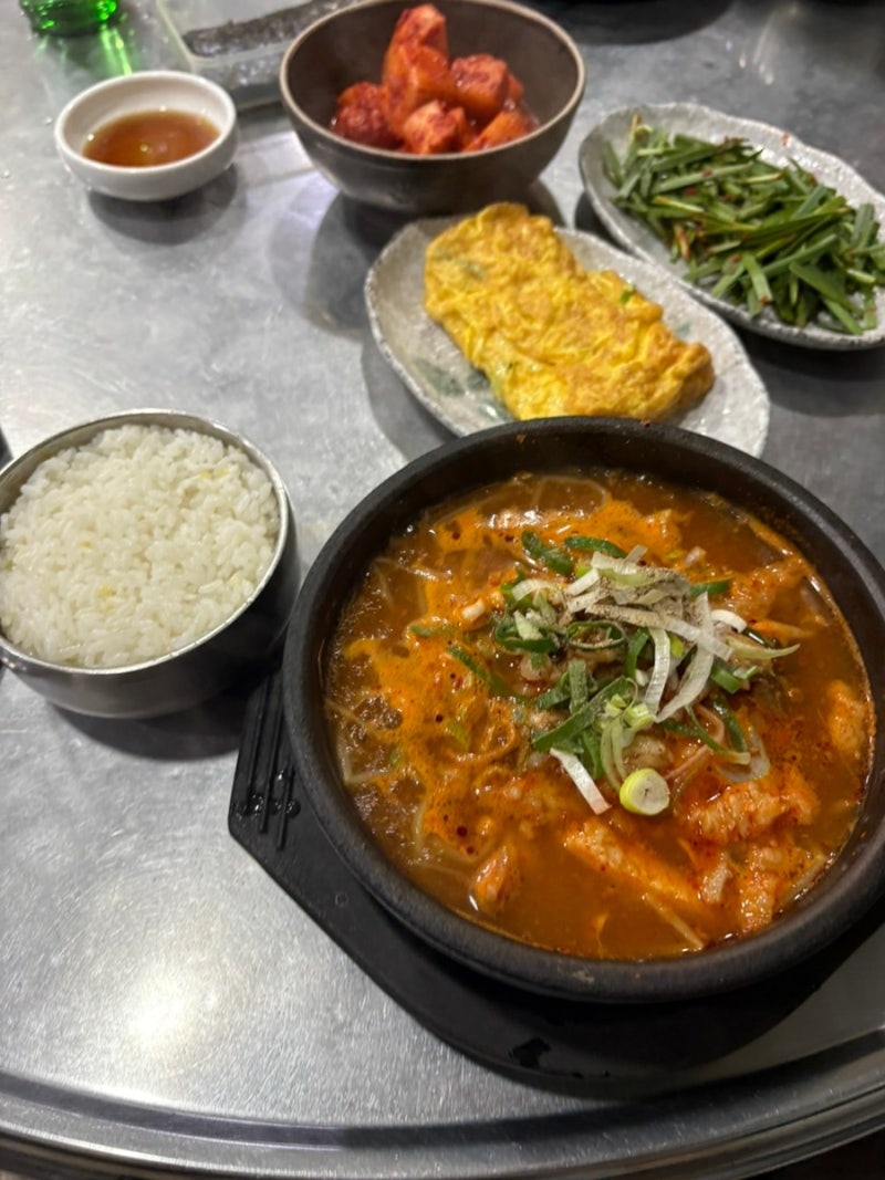 부산 가야 해장맛집 24시 수구레 국밥 가야포차 선지국밥
