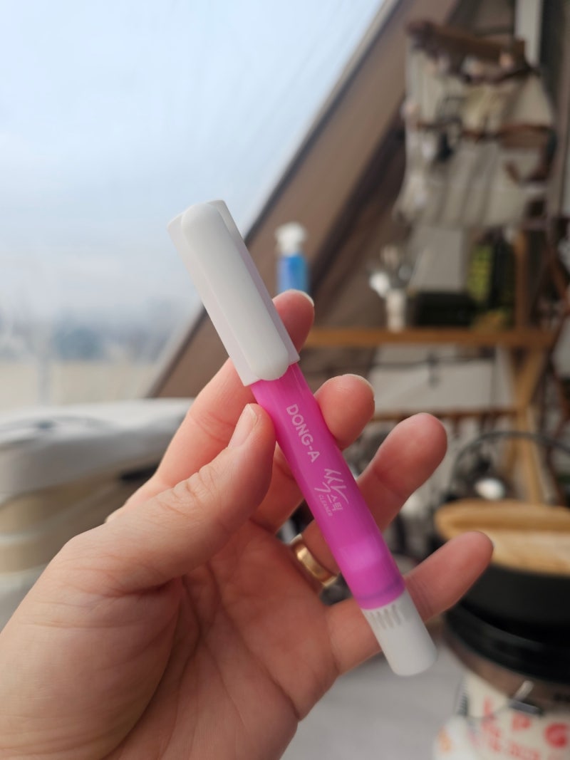 다이소 추천템 휴대용 얼룩제거제 하얀옷얼룩 커피얼룩 지우는법 캠핑용품 꿀템