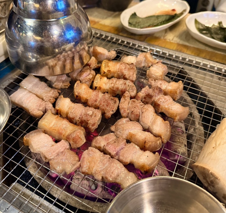  서울 3대 삼겹살 맛집 육통령 오겹살 명동 맛집