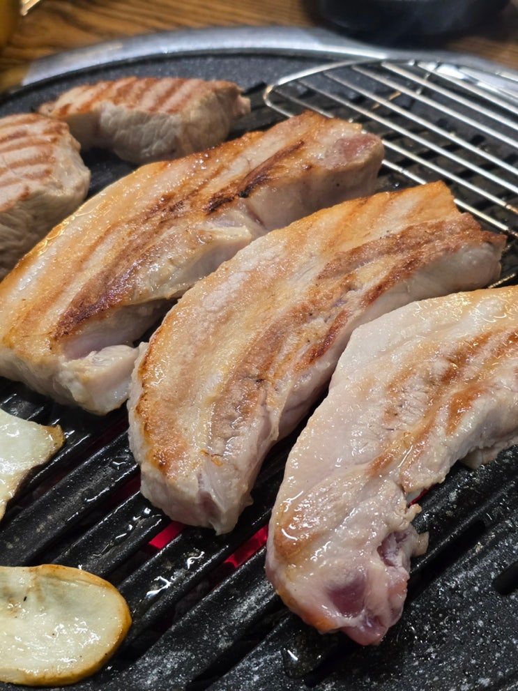  달서구 월성동 맛집 진천동 고기집 도도한돼지