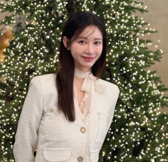  쌍둥이맘 한그루 역대급 미모 근황? 리즈 경신한 날렵한 브이라인