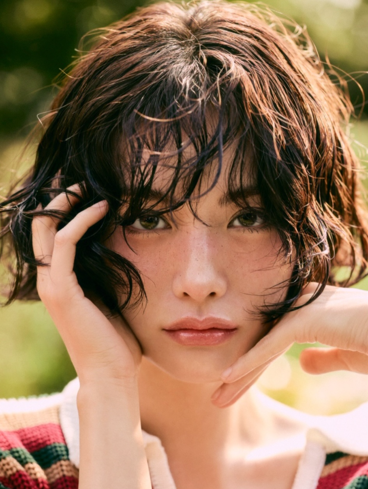  목도리에도 예쁘게 어울리는 문래동 미용실이 단발펌은?