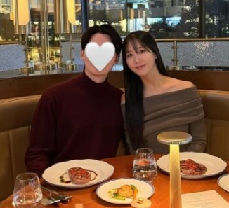 '에이핑크 탈퇴' 홍유경, 재벌가 사모님 같은 근황 "결혼 후 더 빛난다"