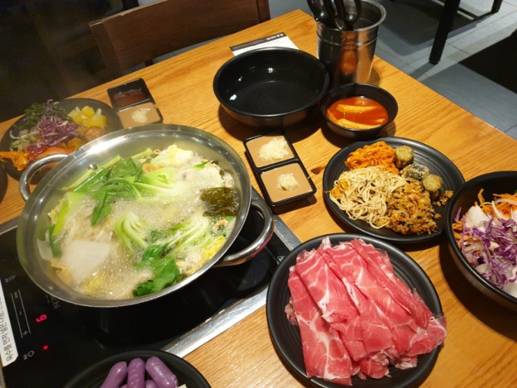  [신촌 맛집] 내돈내산 로운 샤브샤브 신촌점｜120분 무한리필 샤브뷔페 후기