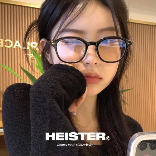  동안 연예인들은 다 쓰고 다니는 힙스터 안경