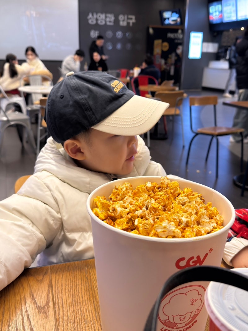 겨울방학 아기랑 갈만한곳 | 뽀로로 극장판 스위트캐슬 대모험 영화관 실내 데이트 추천