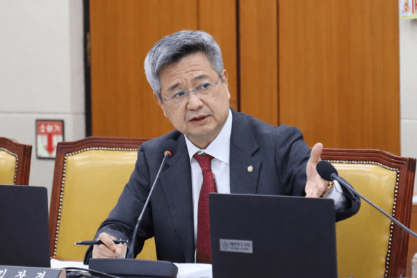  [클릭 이 법안] AI·데이터센터 확산 전력 위기… "SMR 조기 도입 추진"