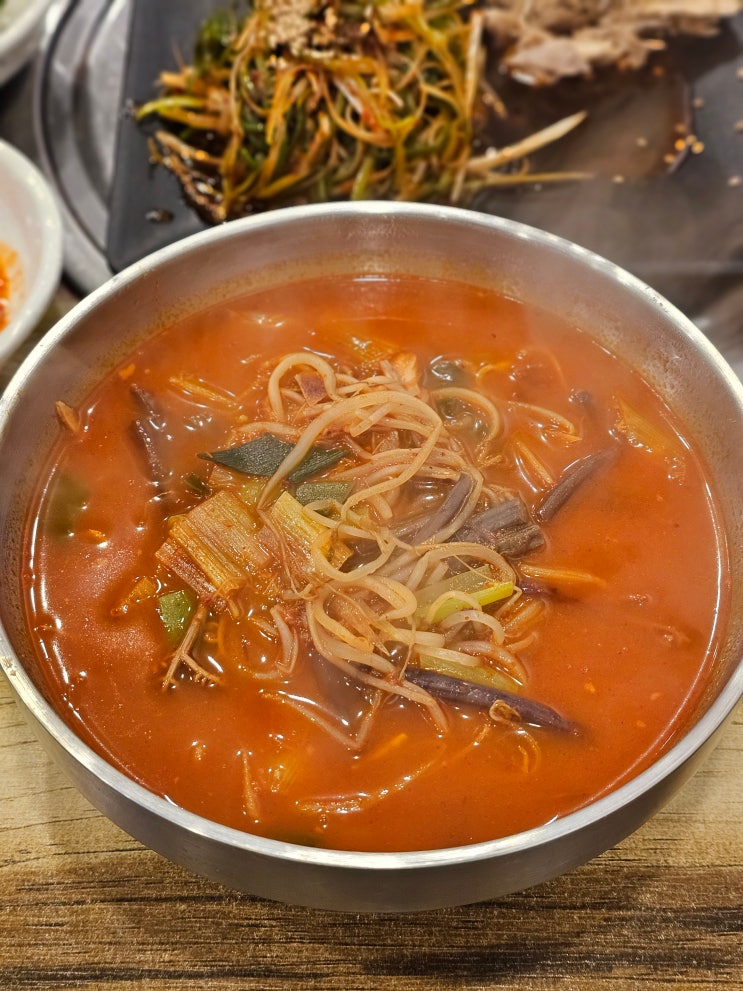  제주 애월아빠들과 함께하는 '난영이네닭해장국' 연동 맛집 추천