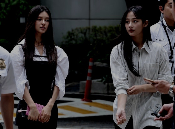  뉴진스, 5인 완전체는 깨졌다 - 다니엘 계약 해지와 하이브의 리스크 헷징(Hedging) - 불확실성 제거에 환호한 자본 시장, 그리고 4인 체제로 재편될 뉴진스 IP의 미래