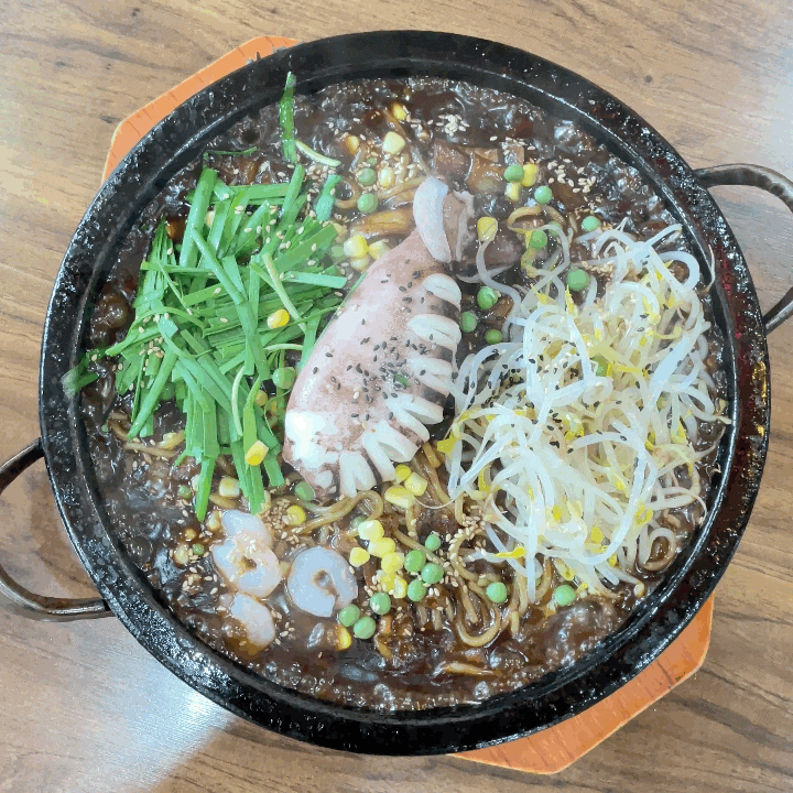  대전 탄방동 짜장면 맛집, 둔산돌짜장 | 돌짜장 맛집 찾다가 탕수육까지 반해버린 집