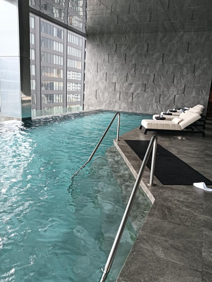  방콕 인터컨티넨탈 스쿰빗 IHG 이그제큐티브 추천