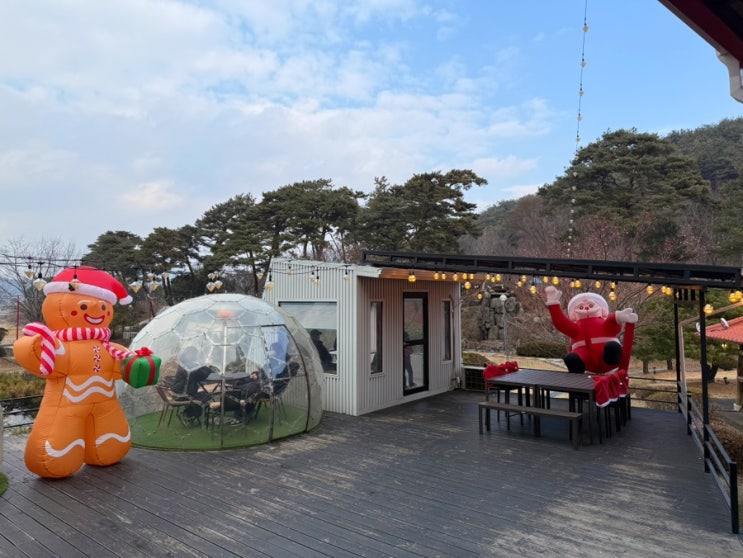  봉화 카페 추천 연못을 바라보며 여유를 즐기는 카페인하원