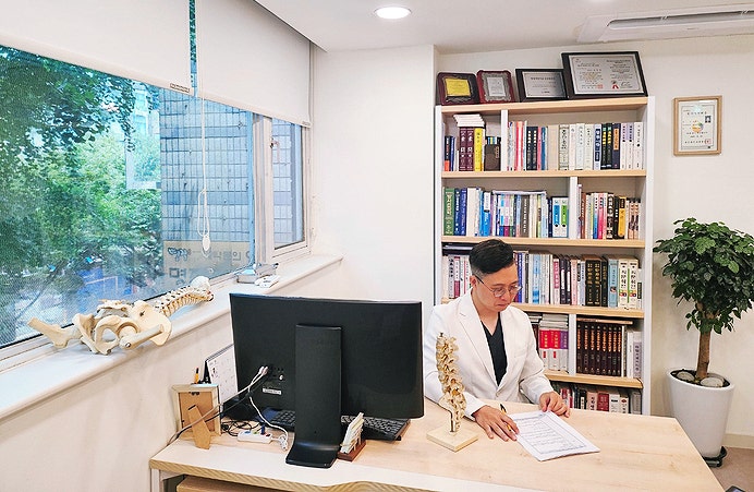  자고 일어나도 너무 피곤해요. '연말 번아웃' 방치하면 안 되는 이유 - 중계동 한의원