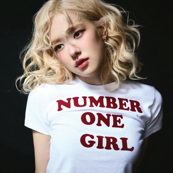 로제, ‘세계에서 가장 아름다운 얼굴’ 1위…‘예쁘다’는 말이 불편해진 이유