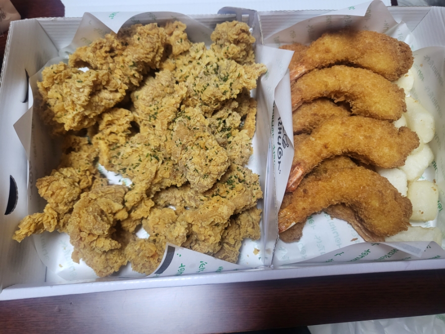 치킨매니아 곡반권선점 사진 5