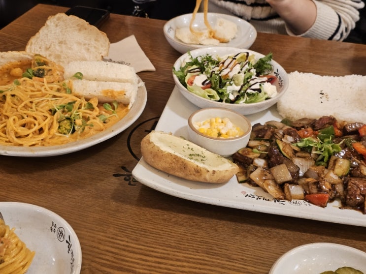  [서면 맛집] 밥과 샐러드가 리필되는 '한끼맛있다', 가성비 끝판왕 세트메뉴 후기