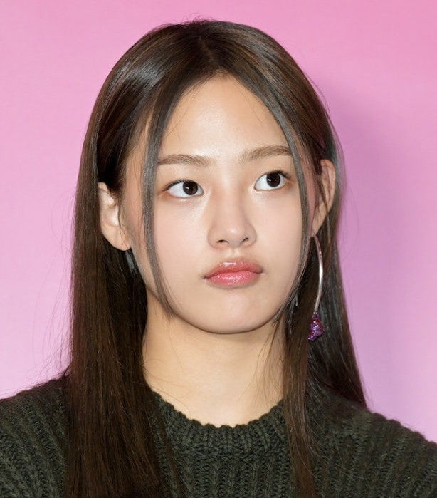 뉴진스 민지 합류 여부 촉각, <b>어도어 다니엘</b>에 431억 <b>손배소</b>