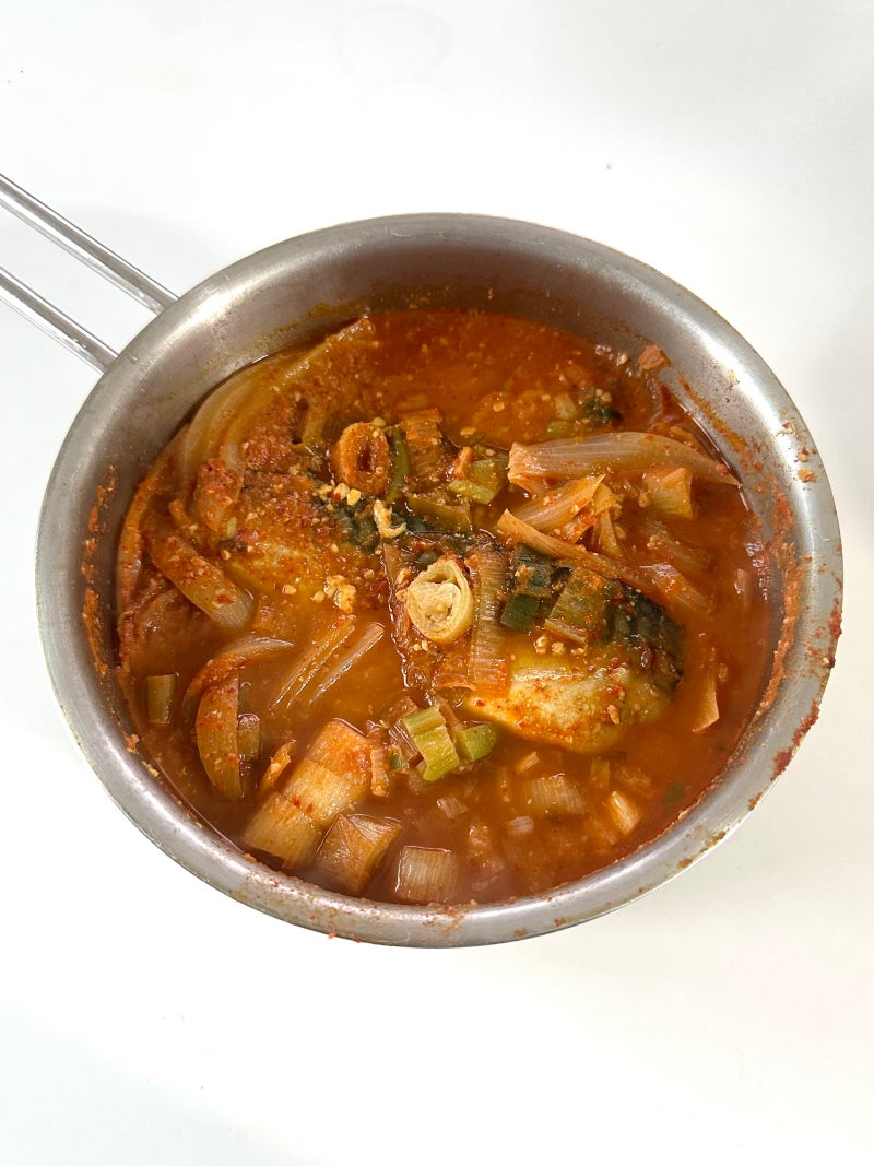 백종원 묵은지 고등어 김치찜 레시피 냉동 고등어 요리 저녁 메뉴 추천