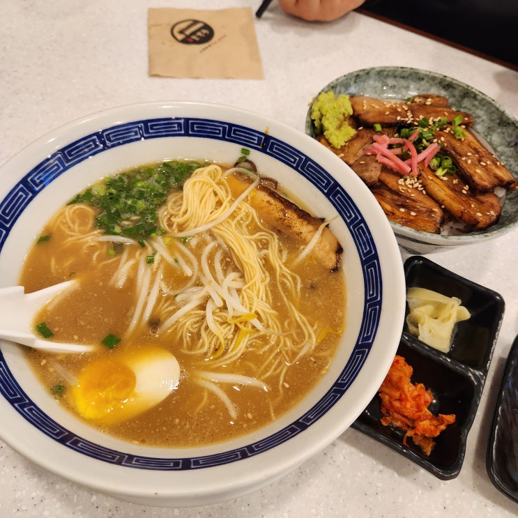  영등포맛집 뜨끈한 라멘이 생각날 때 '지로우라멘 타임스퀘어'