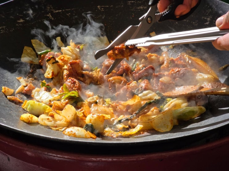  새솔동 닭볶음탕 맛집 연평도꽃게품은닭볶음탕 신메뉴 닭갈비 후기