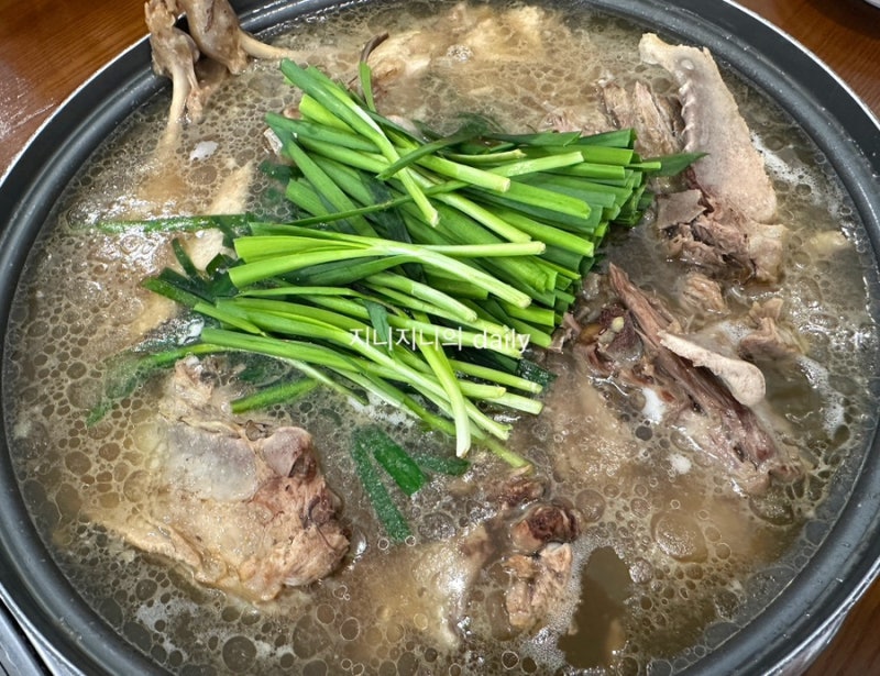 청송여행 사과가 맛있는 청송에는 주왕산국립공원도 있어요, 민박촌식당