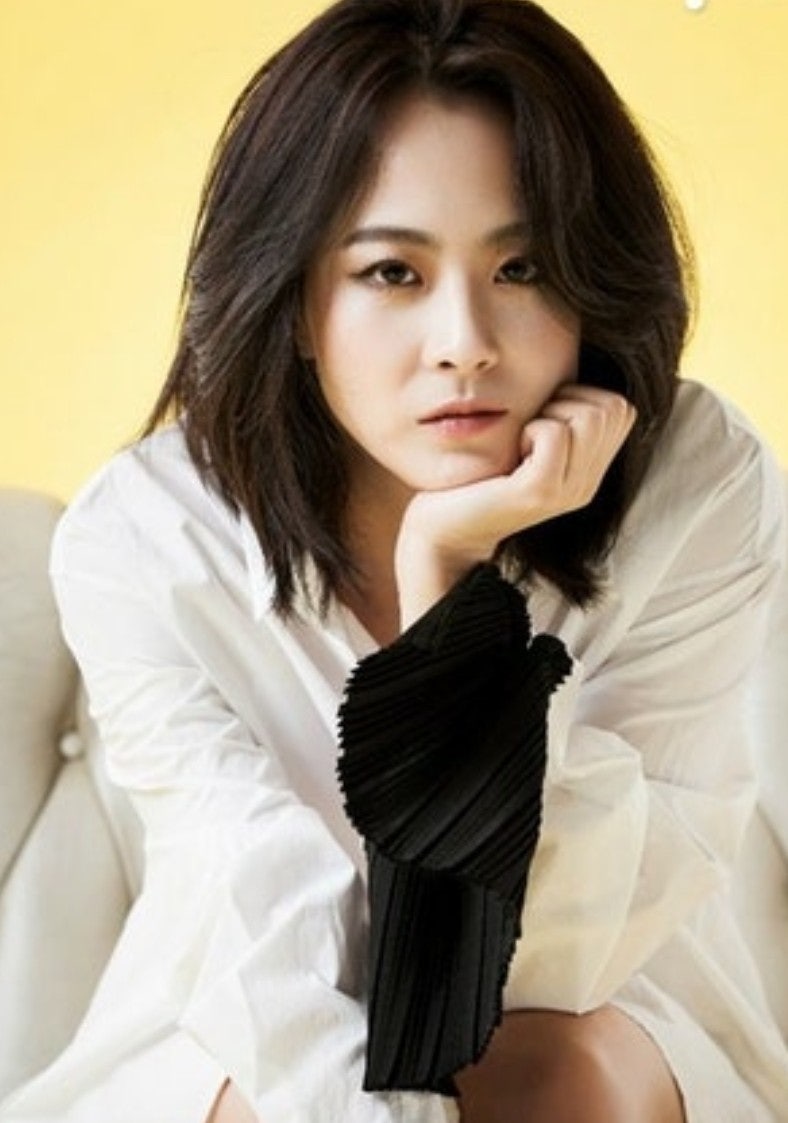 류현경 프로필 총정리 | 나이 학력 연기 인생부터 감독 도전까지