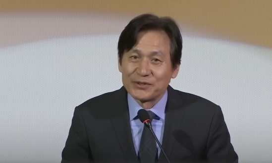 안성기 배우 근황 심정지 응급실 이송 중환자실 입원 건강 악화 영화 출연작 프로필