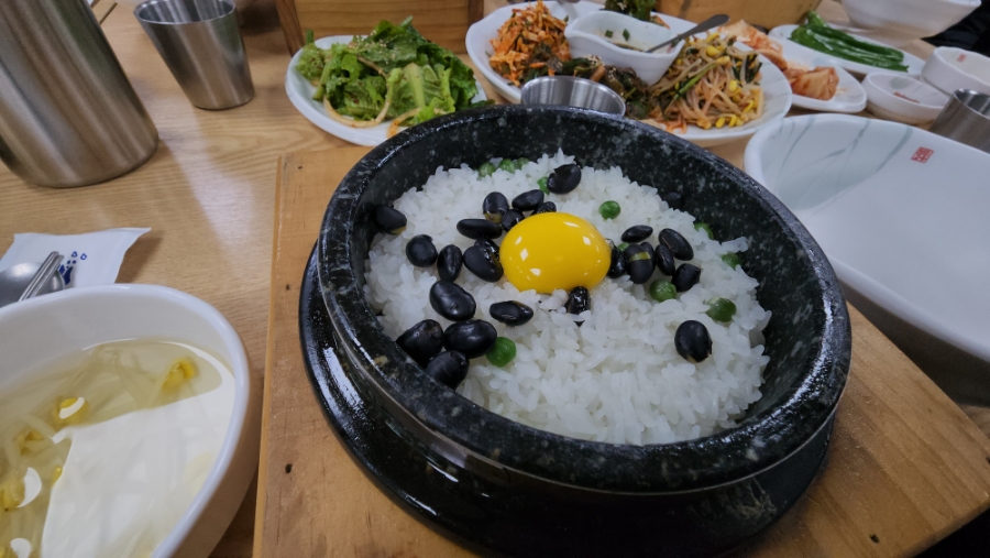 팔보돌솥밥전문 사진 4