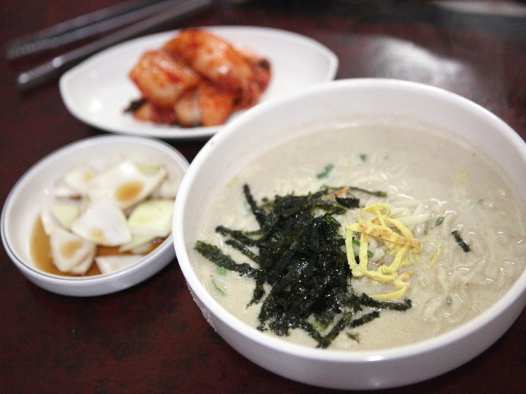  유튜버 풍자도 찾은 체부동잔치집, 서촌 골목에 남아 있는 국수 한 그릇의 기준