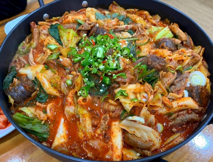  작동맛집 작동순대국에서 곱창볶음 먹고 온 후기