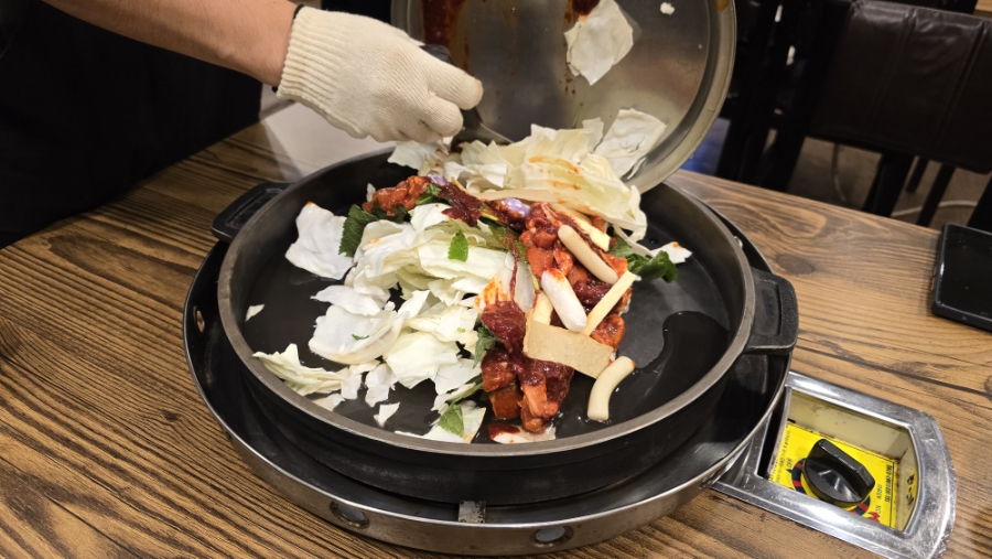윤가네한판닭갈비 사진 4