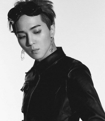 '위너 <b>송민호</b>', <b>병역법 위반</b> 재판 받는다. 재입대 가능성은?... 