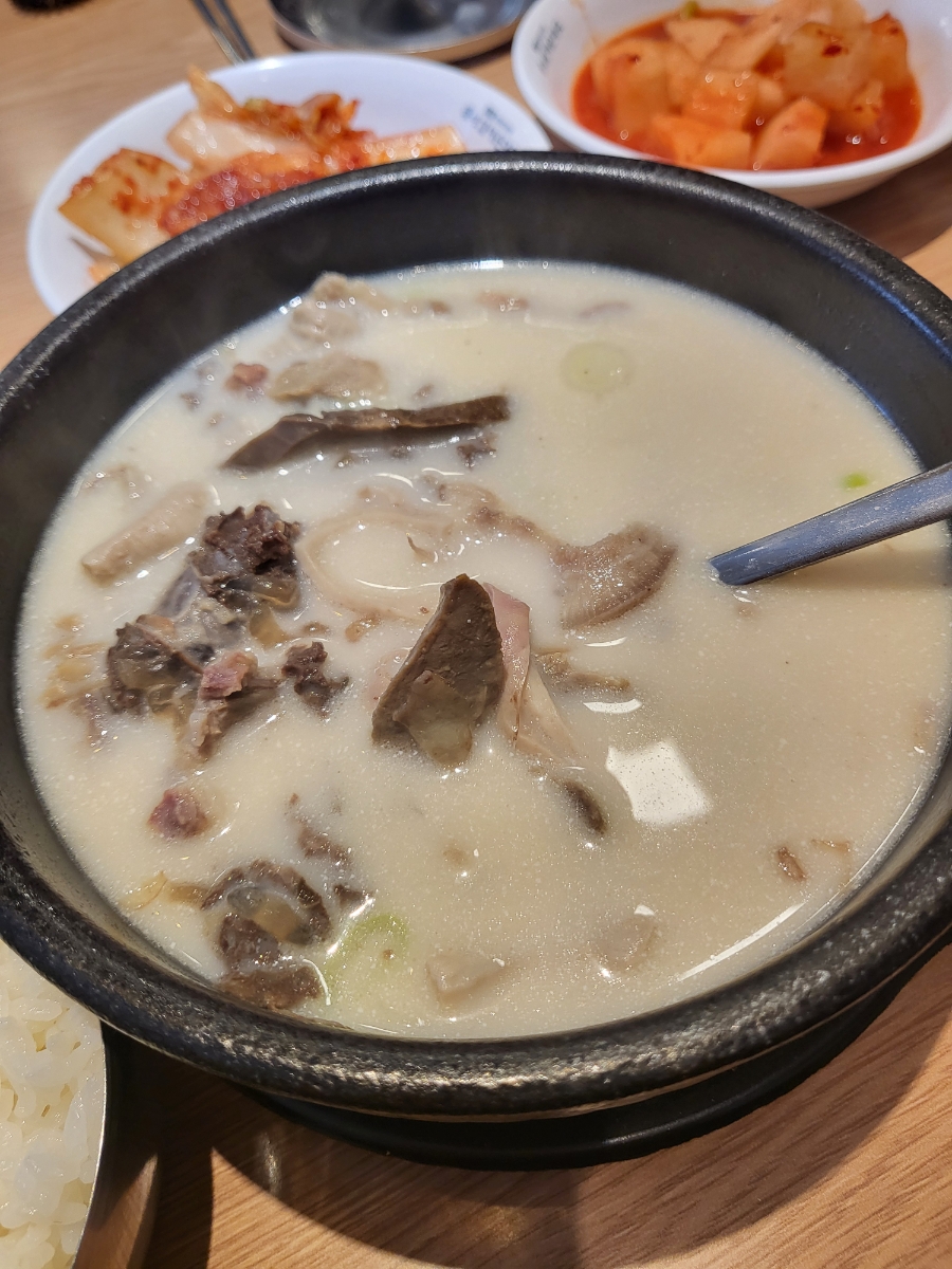 큰맘할매순대국 안산역점 사진 2