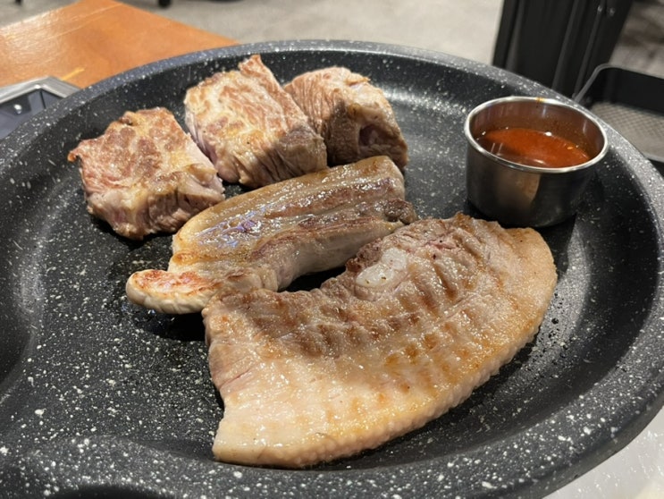  [제주도] 제주도에서 가장 저렴한 가성비 흑돼지 맛집, 공항 근처 흑돼지 맛집 '근본'/내돈내산